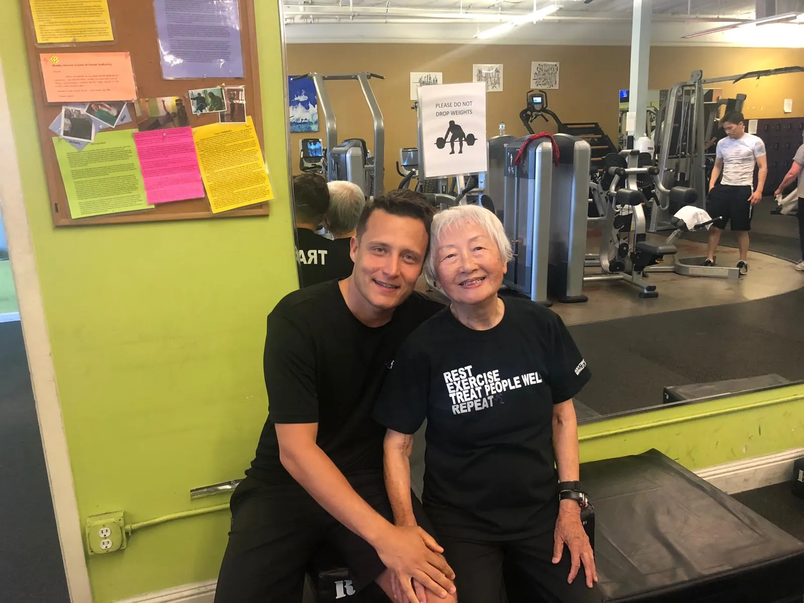 One-on-one training session with client